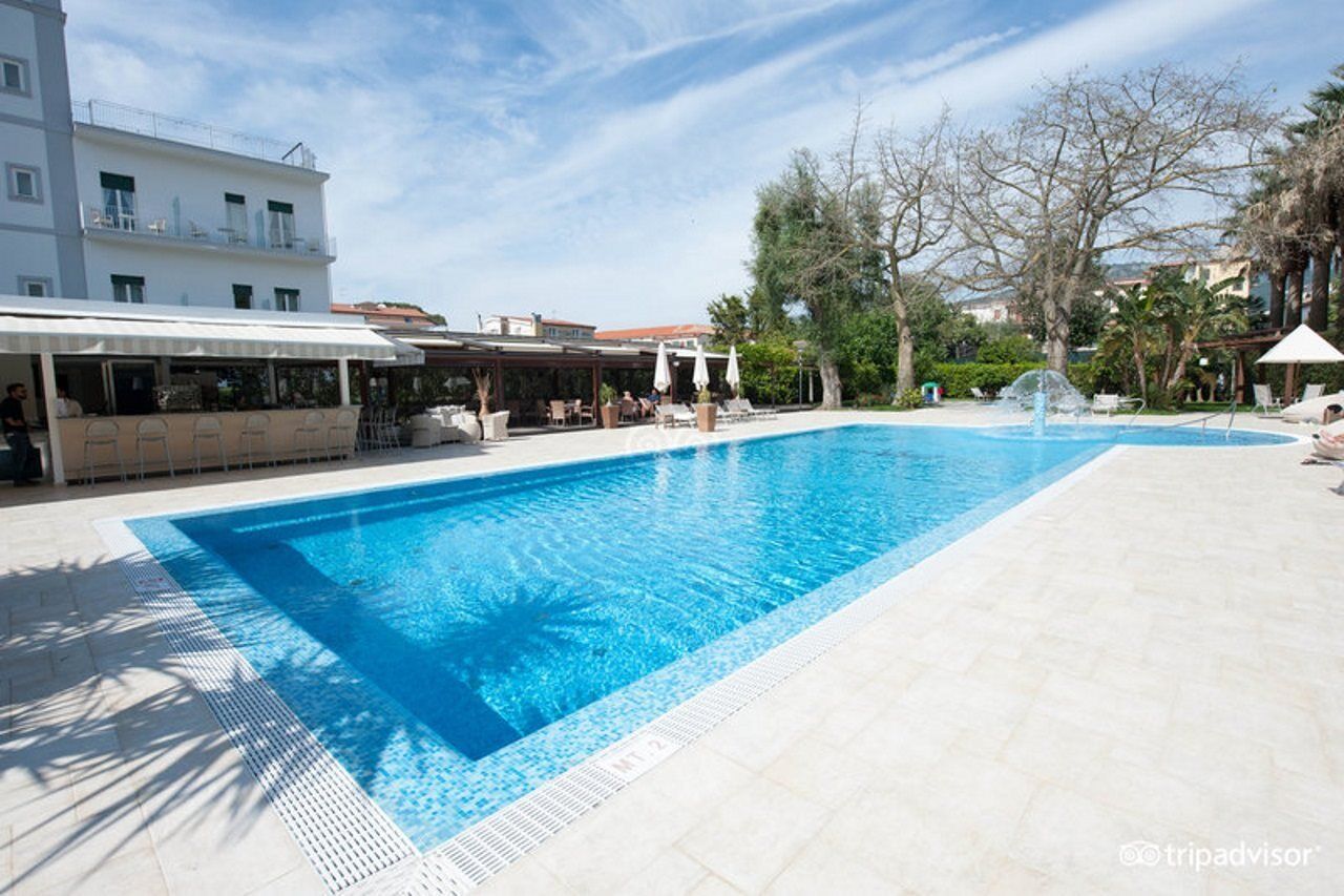 Mediterraneo Hotel 5*